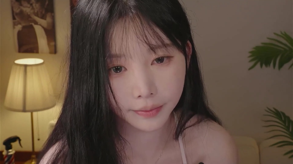 ASMR .Yoonying   大都市理发店（中文字幕）